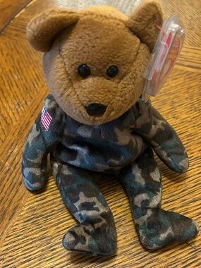 Ty Beanie Babies: Hero The Bear, Military Camo W/ American Flag, Retired 2003
